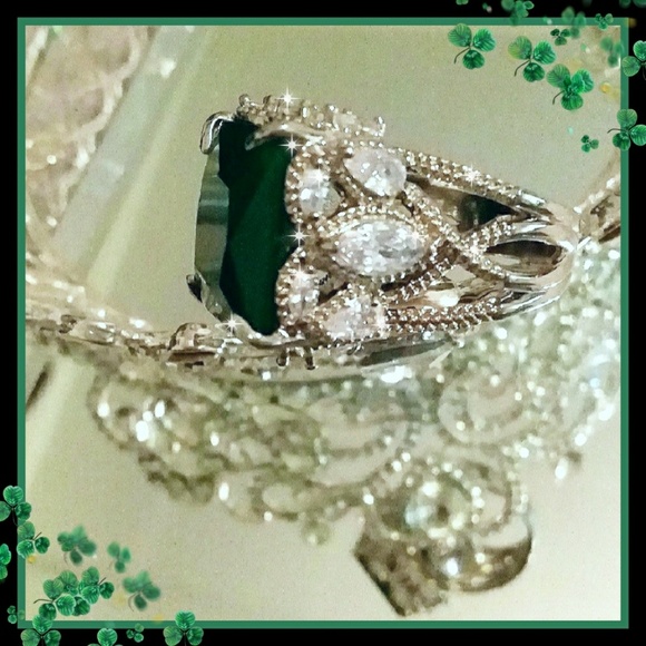 🔱THE "QUEEN EMERALD" 38CT CUSHION RING🔱 - Picture 3 of 8